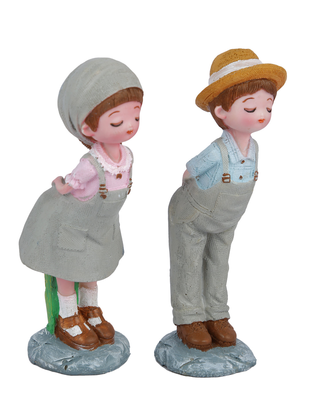 Standing Kissing Couple Resin Showpiece CPLMAS122