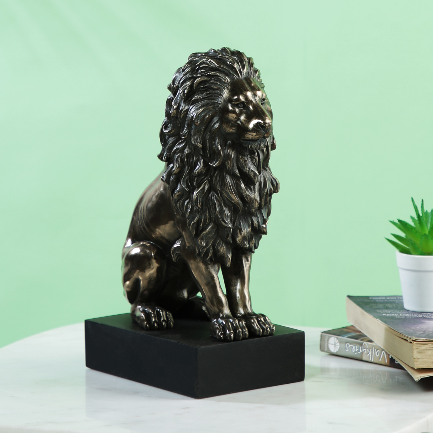 Resin Lion on base Showpiece