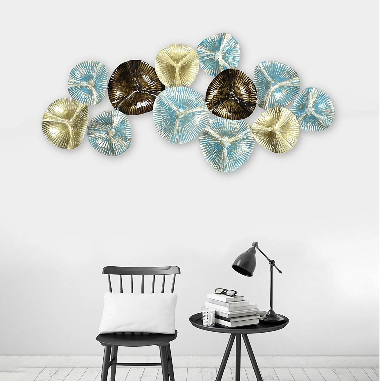 Metal 3D Design Sunburst Round Plates Wall Hanging Showpiece