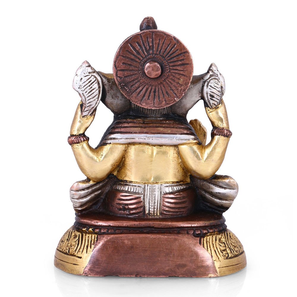 Brass Ganesha Idol Sitting On Round Base Gbs125