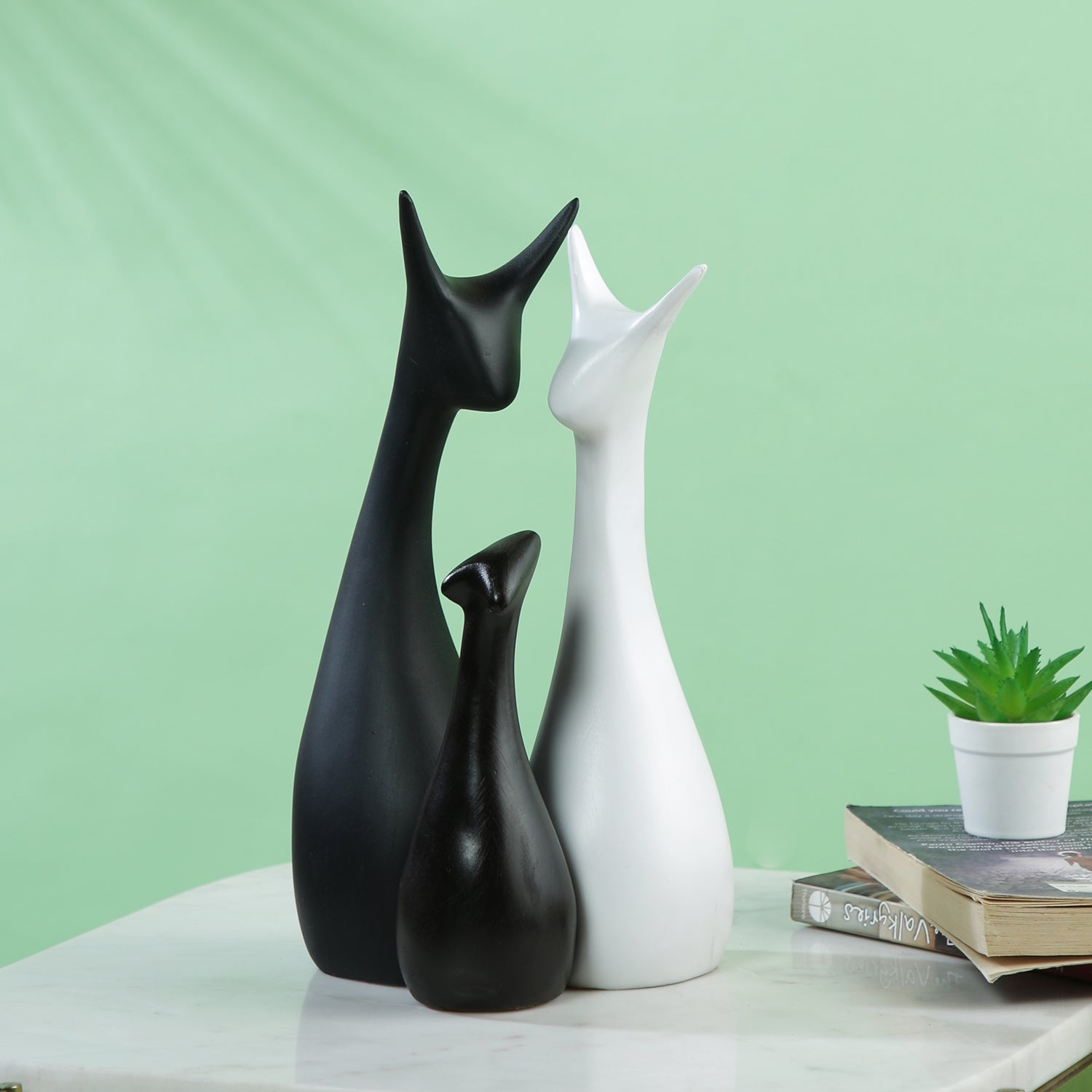 Handmade Deer Family Home Decor Showpiece